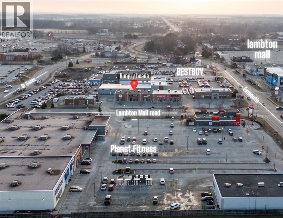 1107 Lambton Mall Road, Sarnia, ON