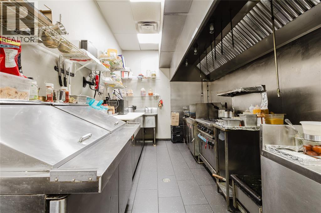 1107 Lambton Mall Road, Sarnia, ON