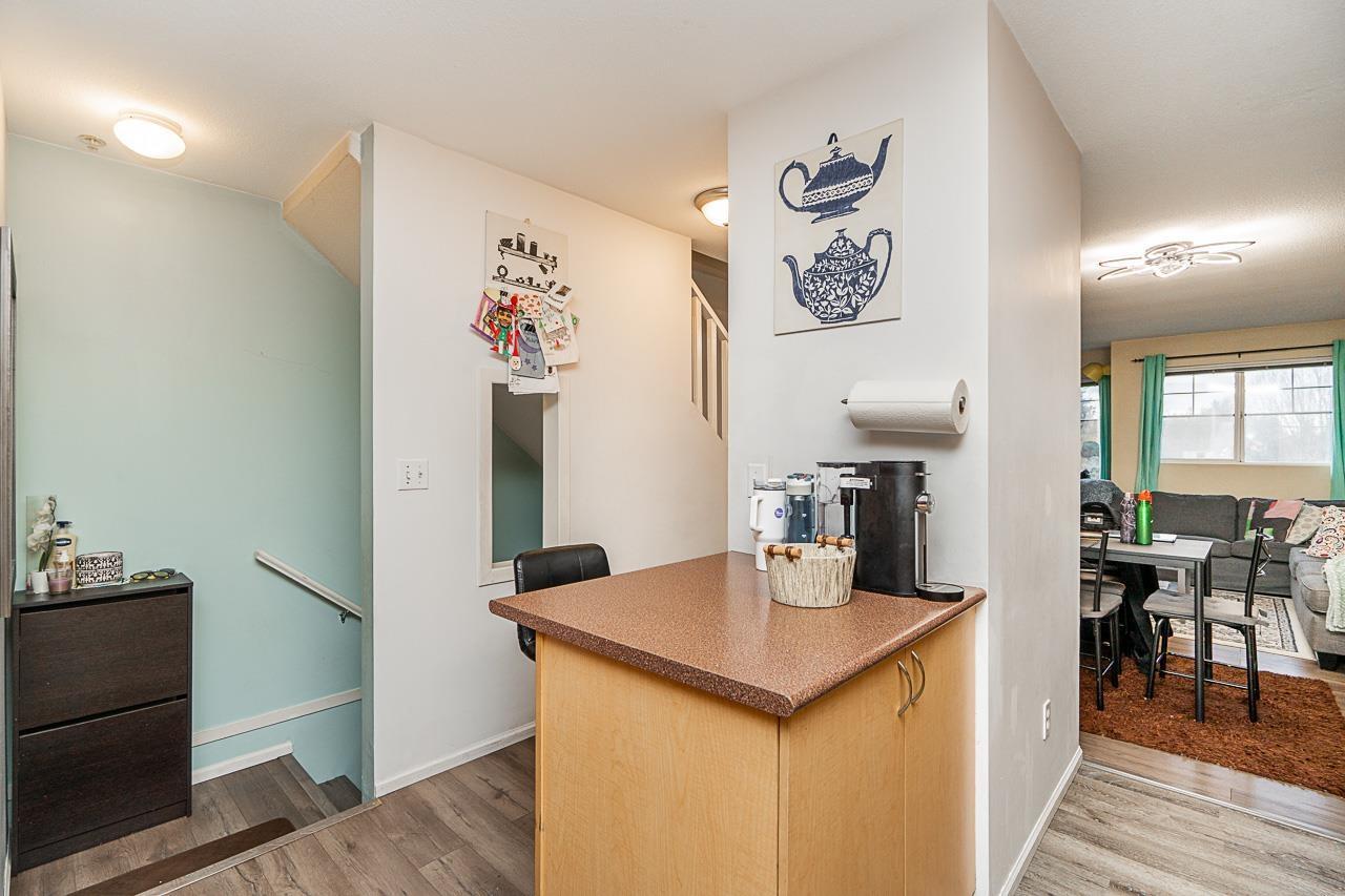 4 8814 216 Street, Langley, BC - Indoor