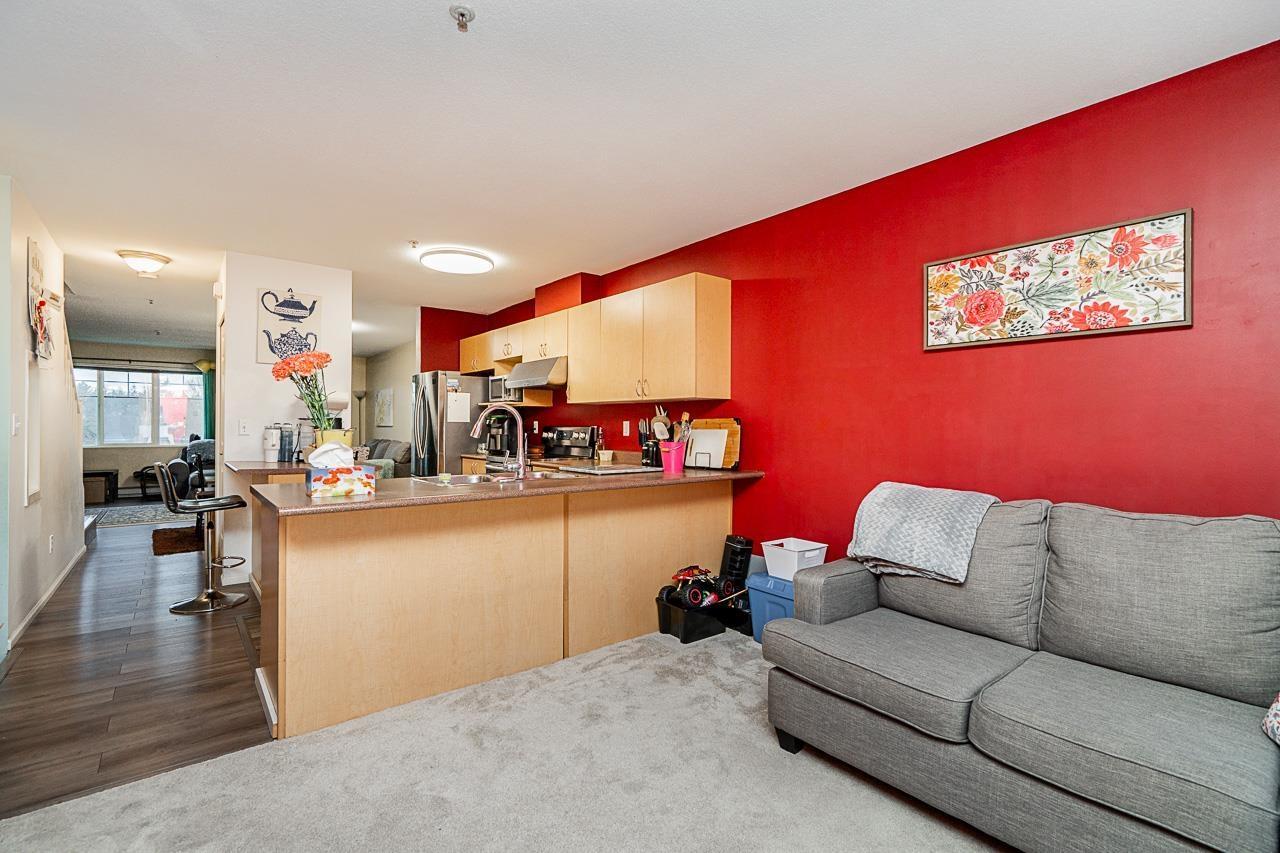 4 8814 216 Street, Langley, BC - Indoor