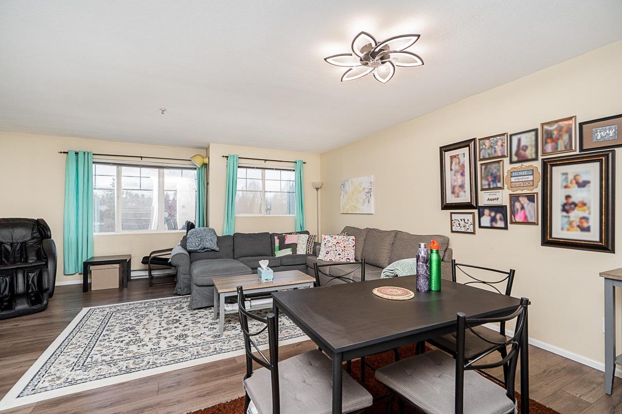 4 8814 216 Street, Langley, BC - Indoor Photo Showing Other Room