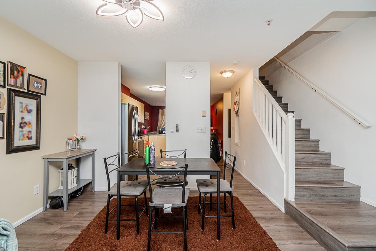 4 8814 216 Street, Langley, BC - Indoor Photo Showing Dining Room
