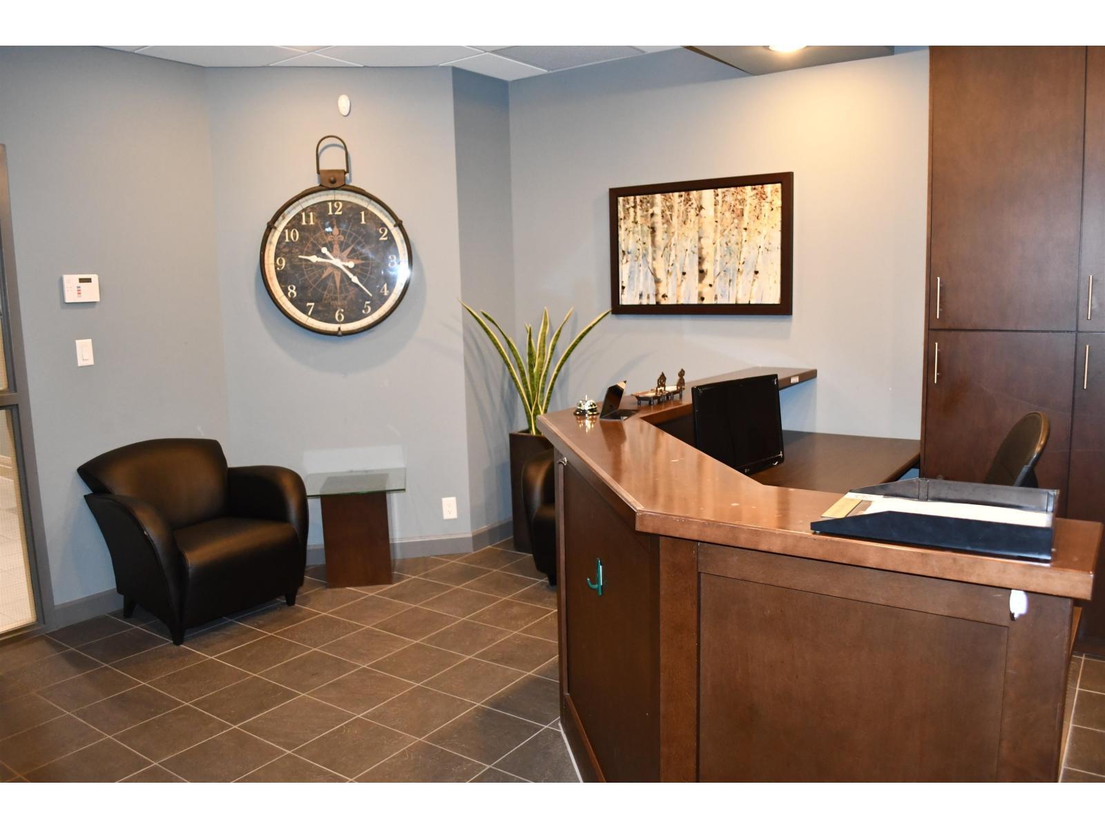 201 2692 Clearbrook Road, Abbotsford, BC