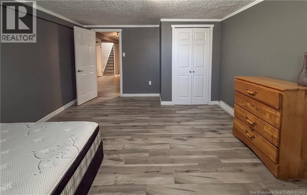 Basement NON-Conforming Bedroom - 5 Bartlett Avenue, Hampton, NB - Indoor