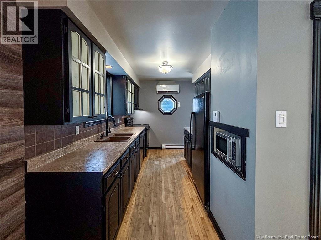 Main Floor kitchen - 5 Bartlett Avenue, Hampton, NB - Indoor Photo Showing Kitchen With Double Sink