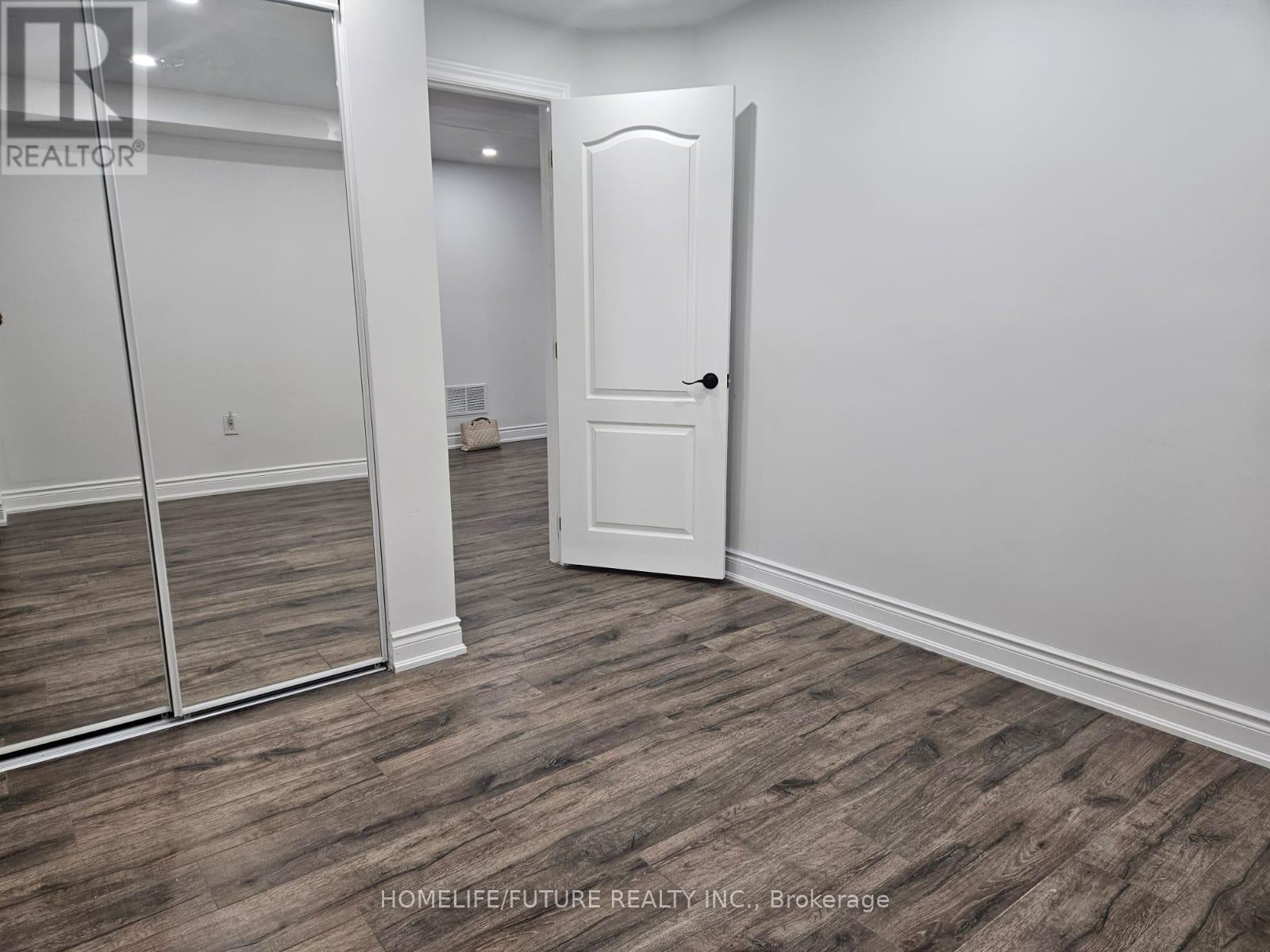 Bsmt - 26 Felix Close, Brampton, ON - Indoor Photo Showing Other Room