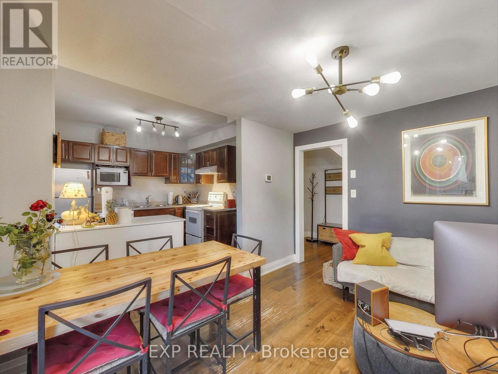 29 Cloverdale Road, Toronto, ON - Indoor Photo Showing Other Room