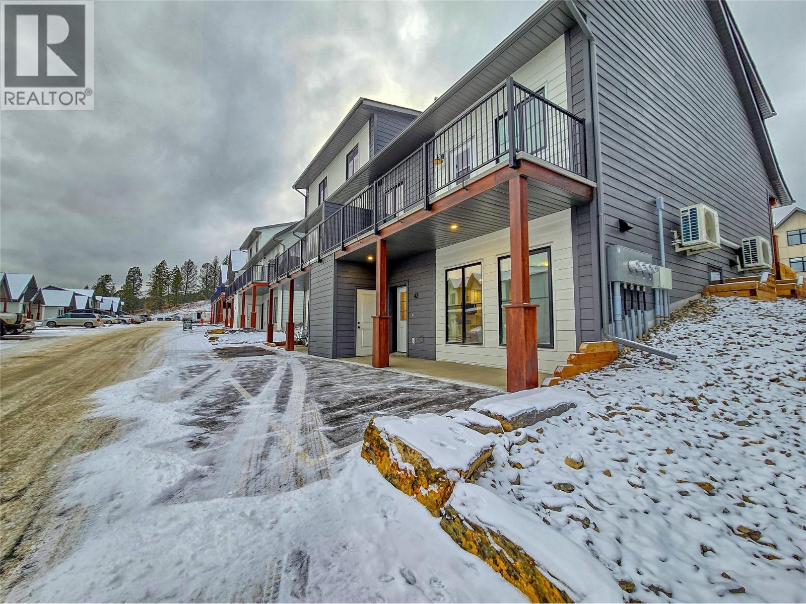 2098 Pine Tree Way Unit# 42, Invermere, BC - Outdoor