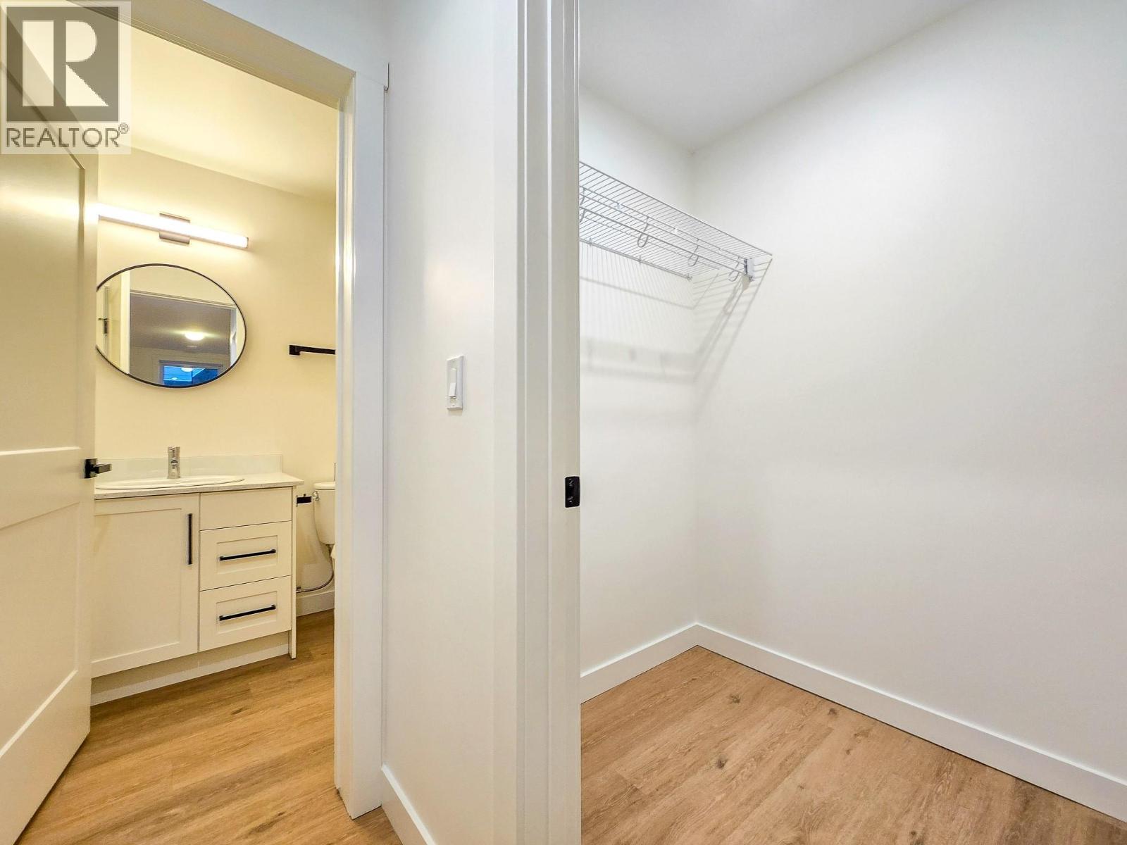 2098 Pine Tree Way Unit# 42, Invermere, BC - Indoor