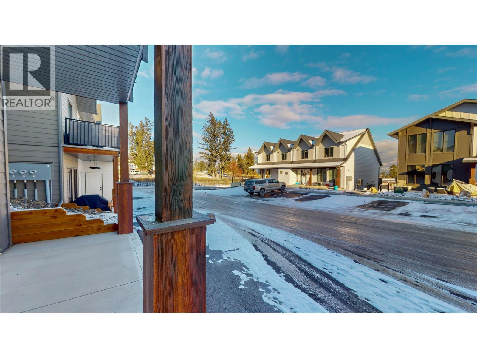 2098 Pine Tree Way Unit# 42, Invermere, BC - Outdoor