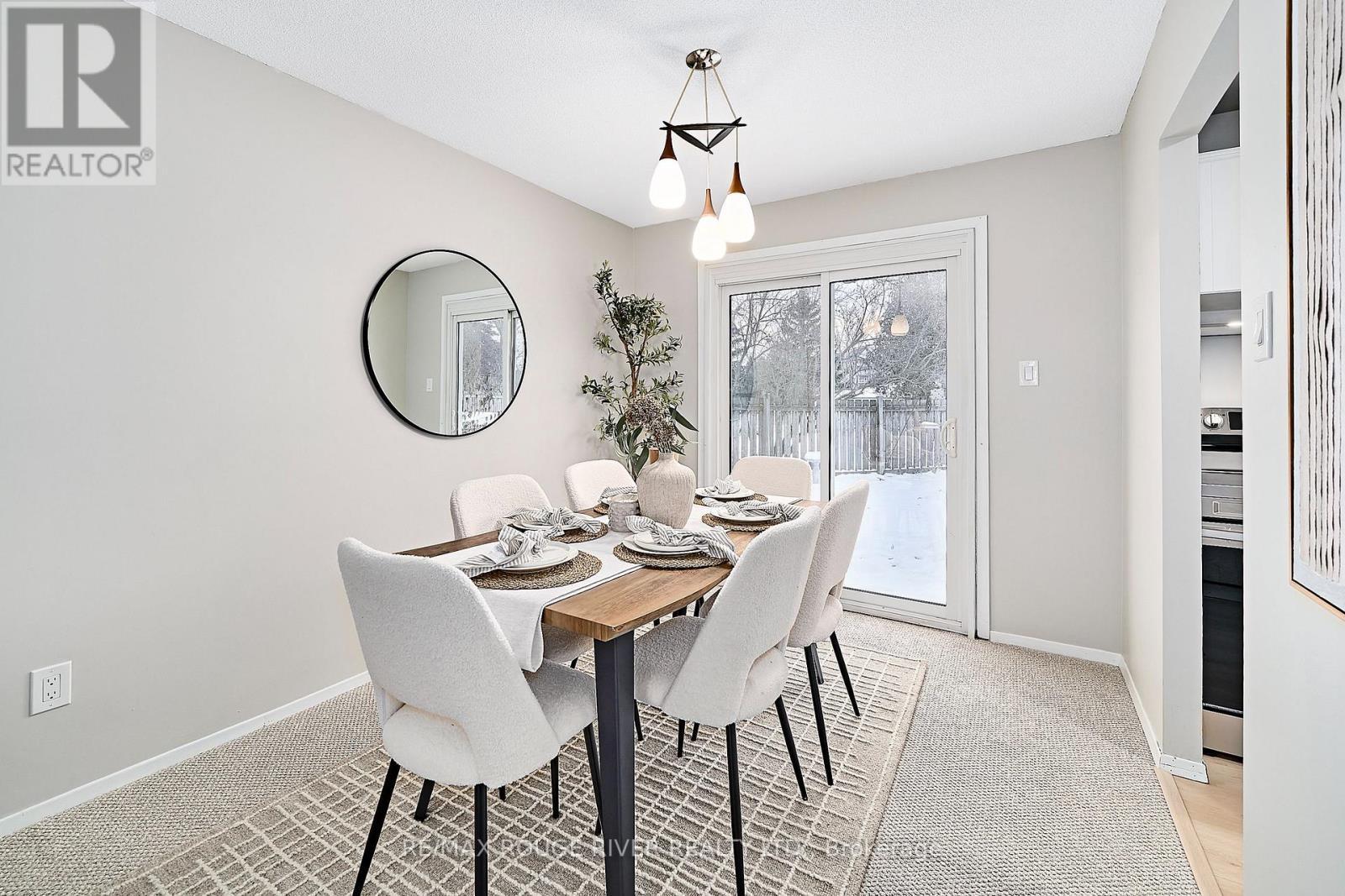 1719 Stewartcroft Crescent, Peterborough (Monaghan Ward 2), ON - Indoor Photo Showing Dining Room