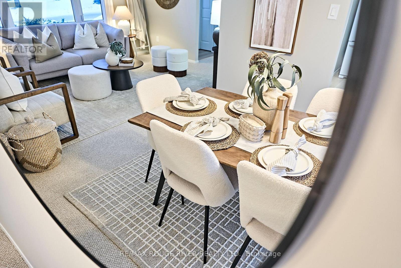 1719 Stewartcroft Crescent, Peterborough (Monaghan Ward 2), ON - Indoor Photo Showing Dining Room