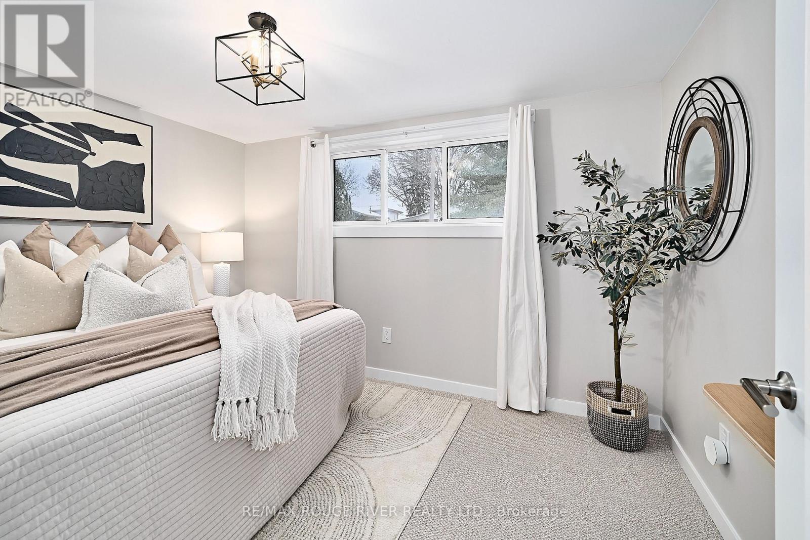 1719 Stewartcroft Crescent, Peterborough (Monaghan Ward 2), ON - Indoor Photo Showing Bedroom