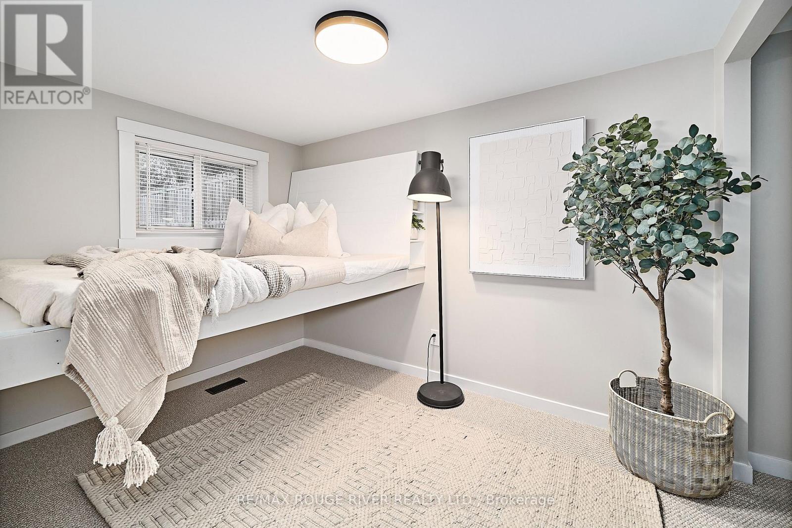 1719 Stewartcroft Crescent, Peterborough (Monaghan Ward 2), ON - Indoor Photo Showing Bedroom