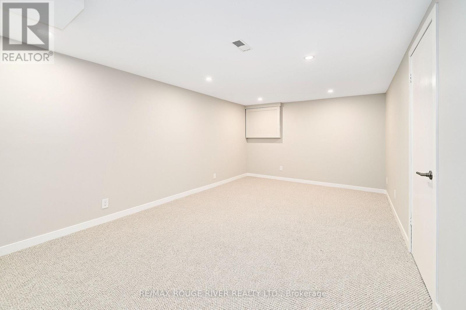 1719 Stewartcroft Crescent, Peterborough (Monaghan Ward 2), ON - Indoor Photo Showing Other Room