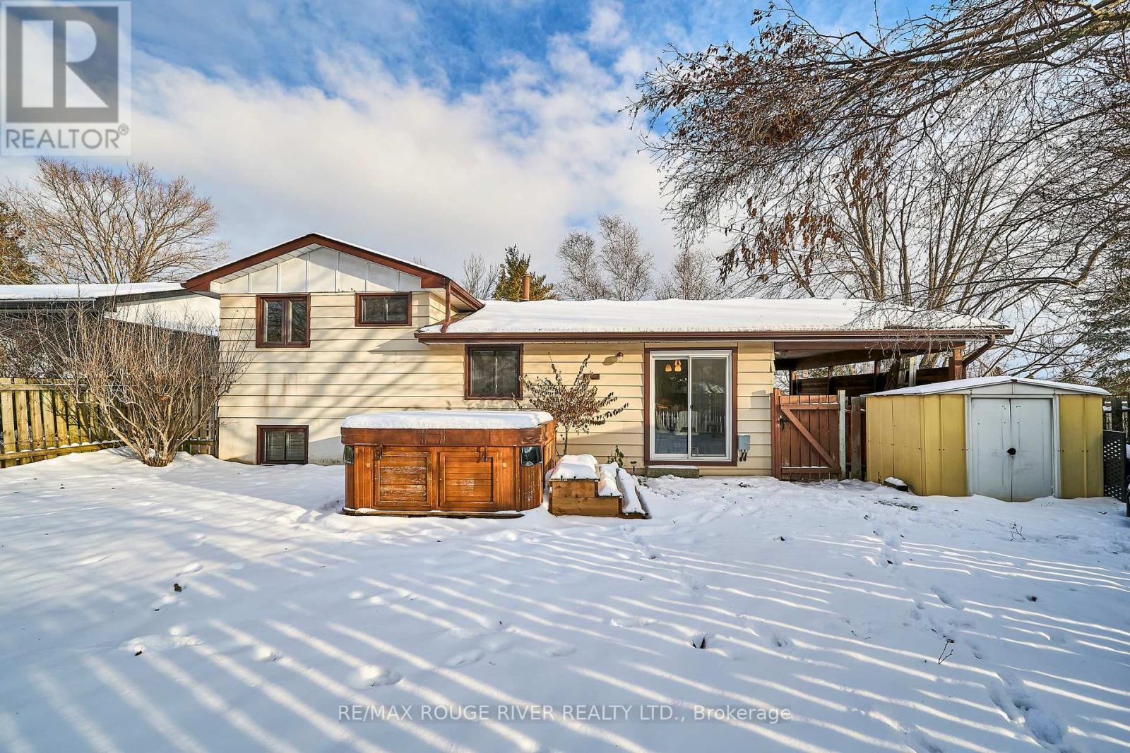 1719 Stewartcroft Crescent, Peterborough (Monaghan Ward 2), ON - Outdoor