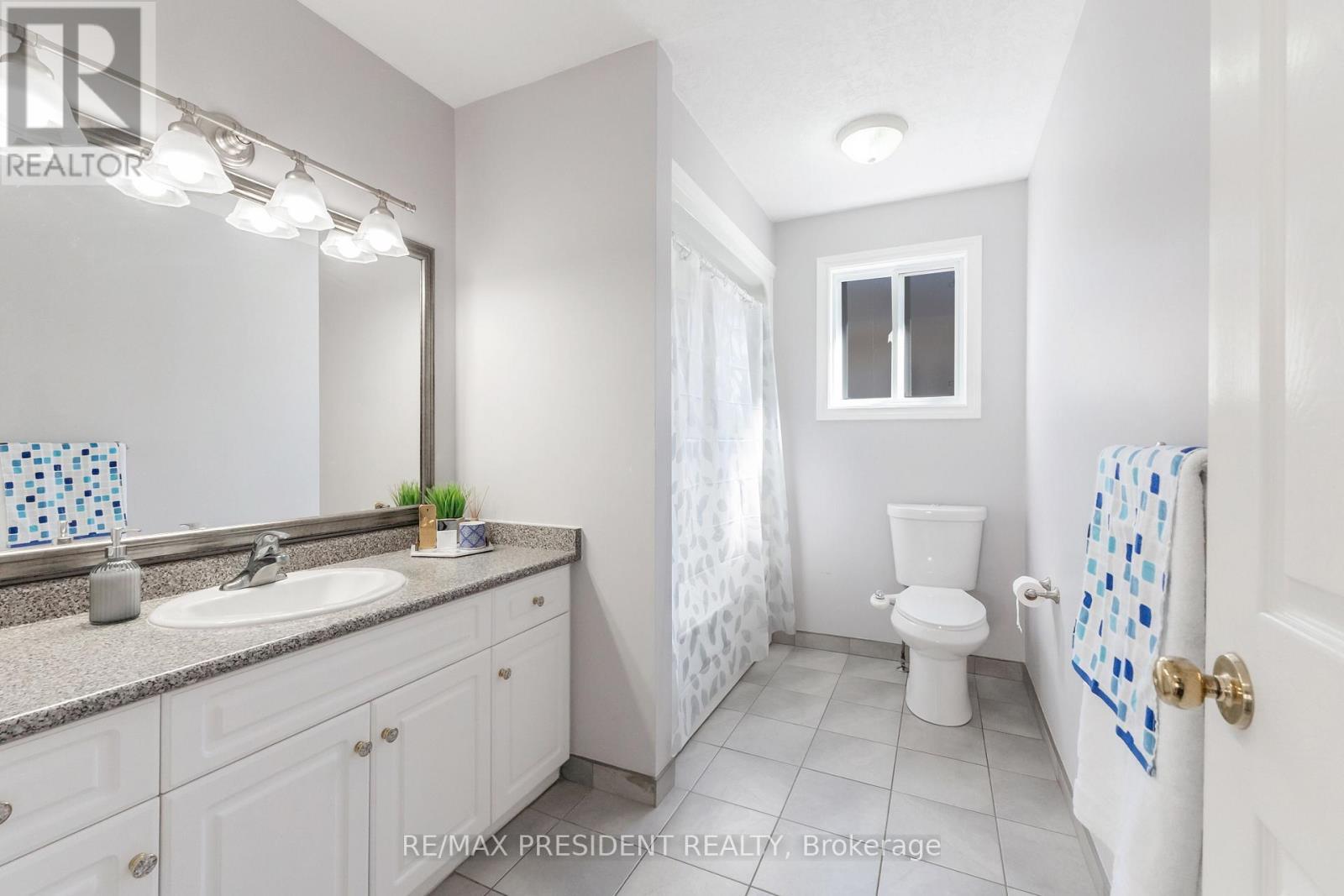 68 Wheatland Drive, Cambridge, ON - Indoor Photo Showing Bathroom