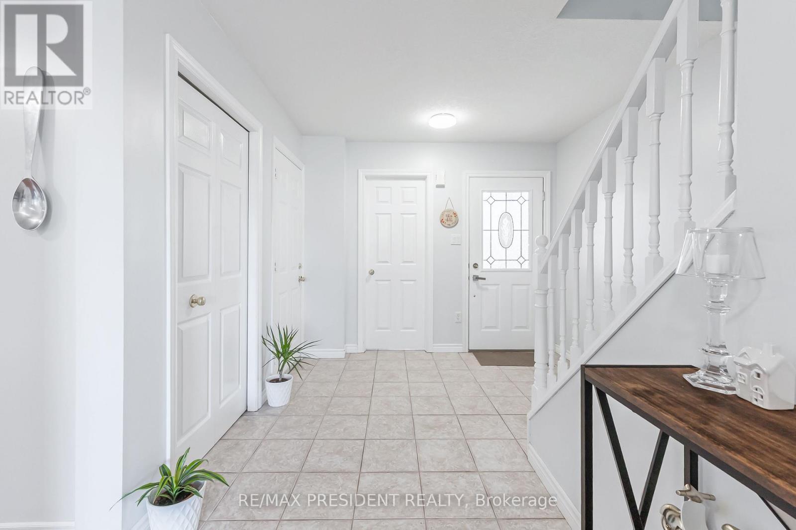 68 Wheatland Drive, Cambridge, ON - Indoor Photo Showing Other Room