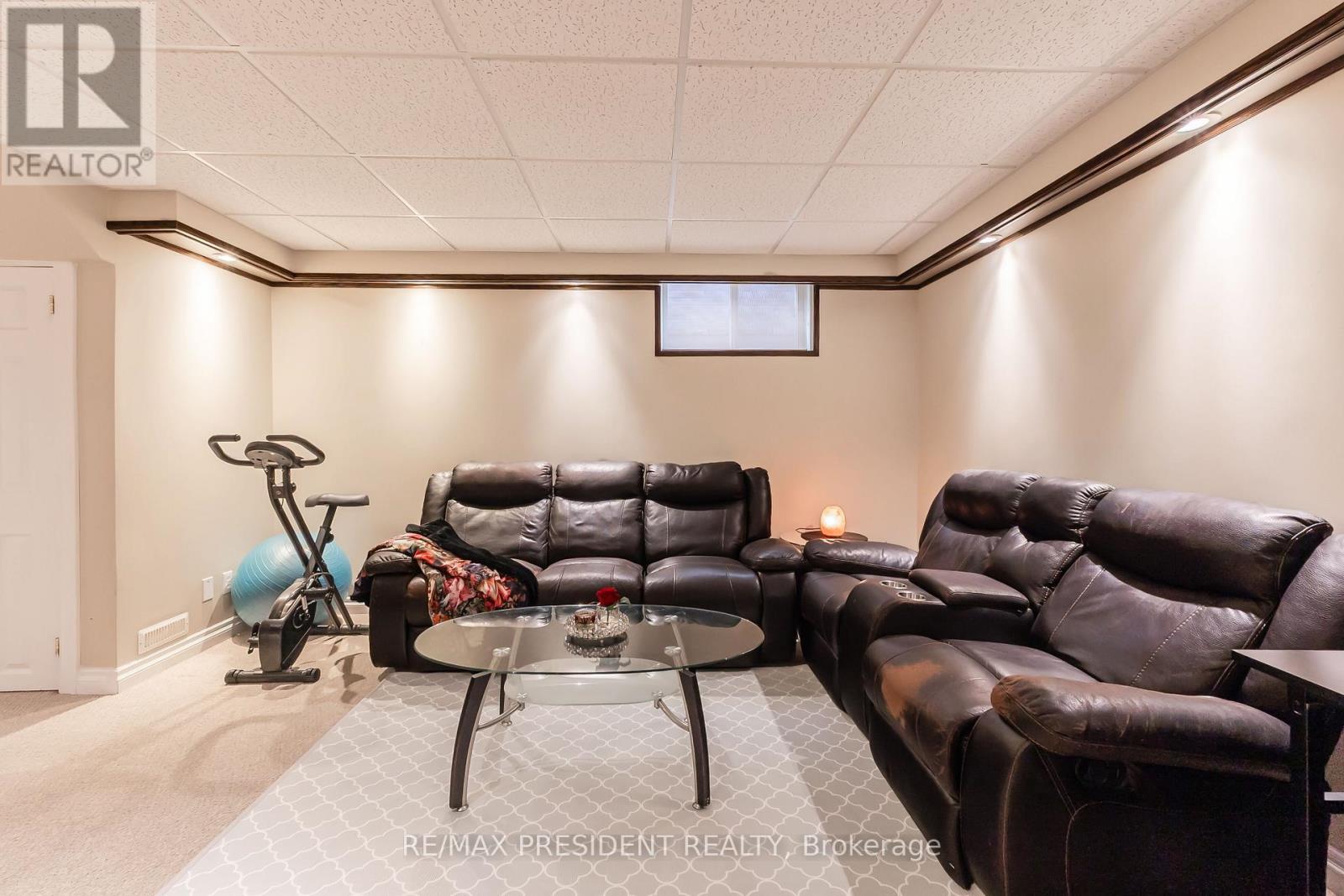 68 Wheatland Drive, Cambridge, ON - Indoor