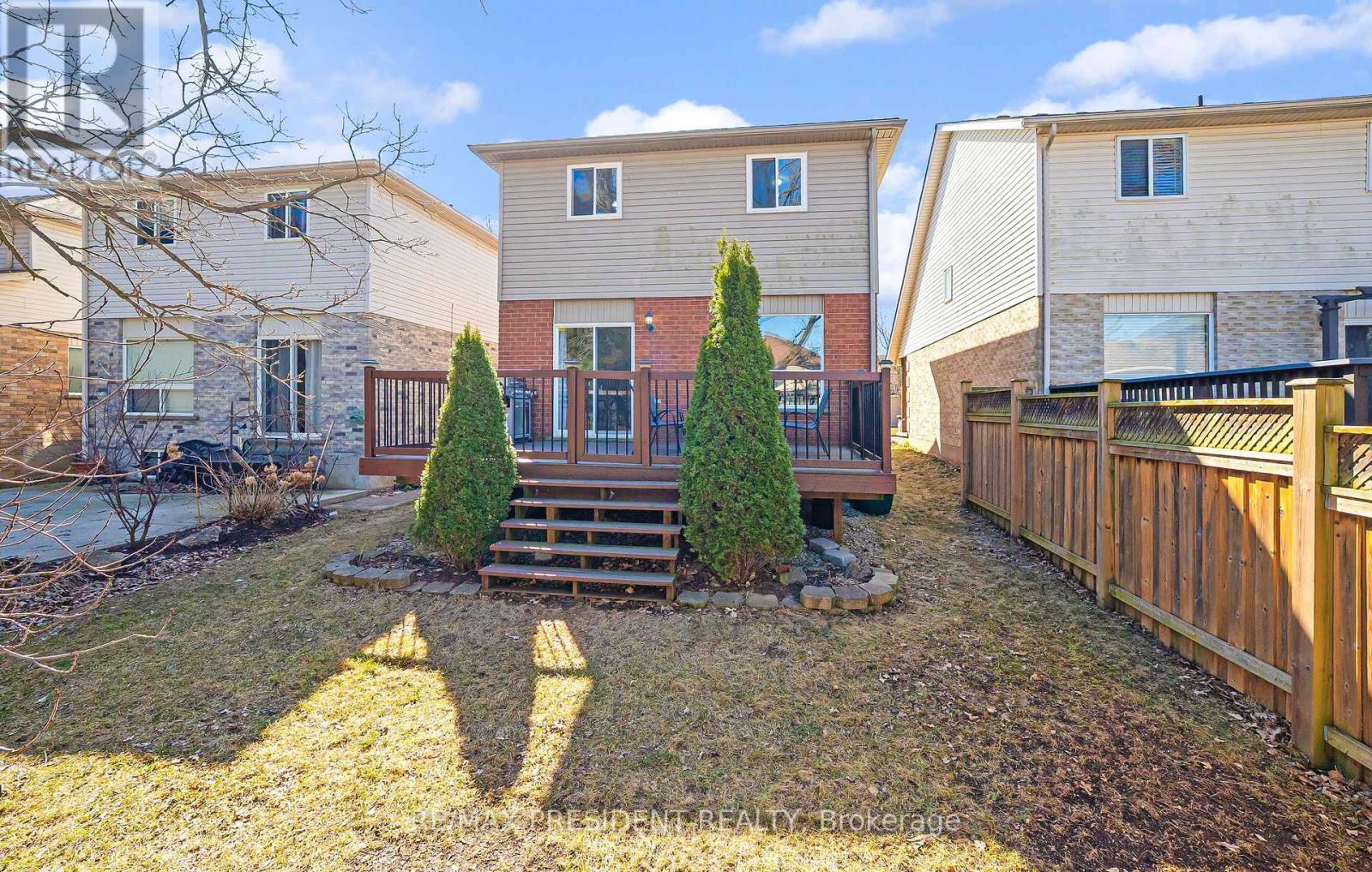 68 Wheatland Drive, Cambridge, ON - Outdoor With Deck Patio Veranda