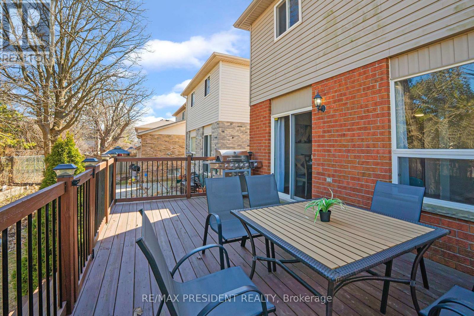 68 Wheatland Drive, Cambridge, ON - Outdoor With Deck Patio Veranda With Exterior