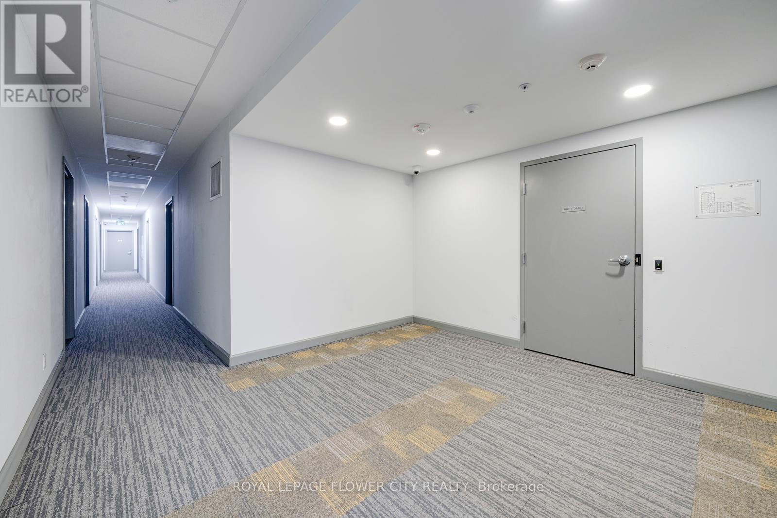 303 - 77 Leland Street, Hamilton, ON - Indoor