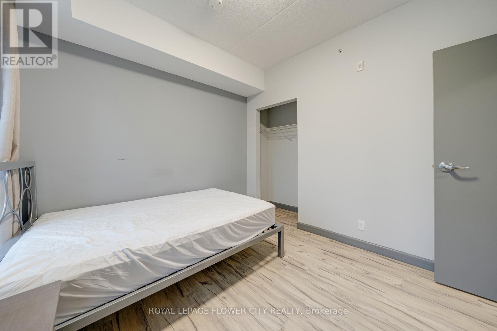 303 - 77 Leland Street, Hamilton, ON - Indoor Photo Showing Bedroom