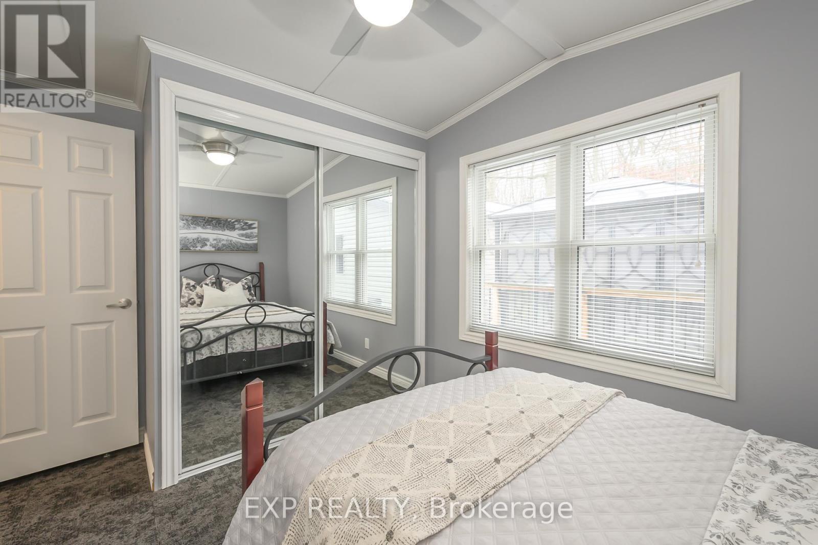 51 - 22790 Amiens Road, Middlesex Centre, ON - Indoor Photo Showing Bedroom