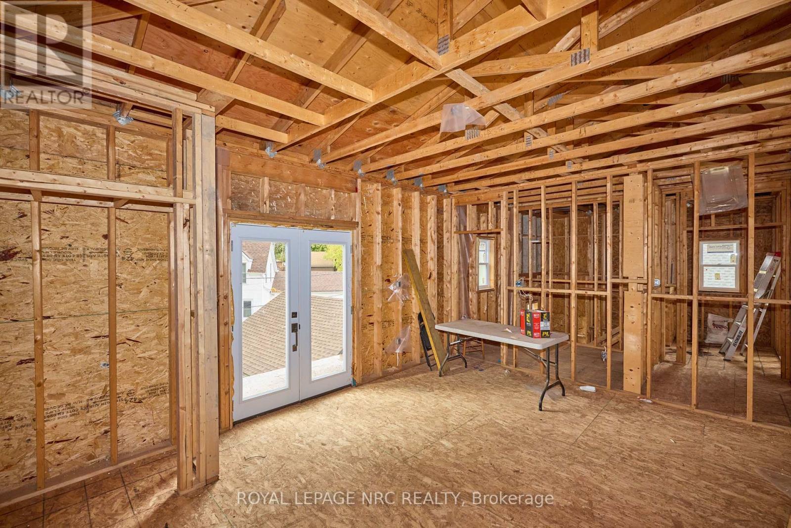 5427 River Road, Niagara Falls (Downtown), ON - Indoor Photo Showing Other Room