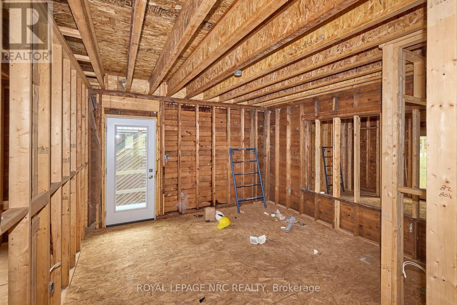 5427 River Road, Niagara Falls (Downtown), ON - Indoor Photo Showing Other Room