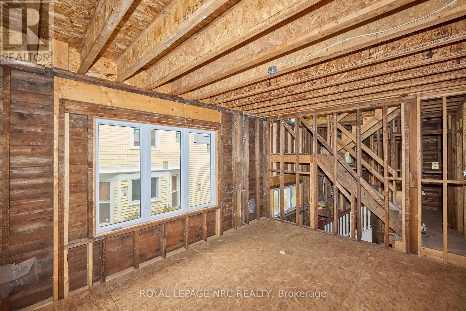 5427 River Road, Niagara Falls (Downtown), ON - Indoor Photo Showing Other Room