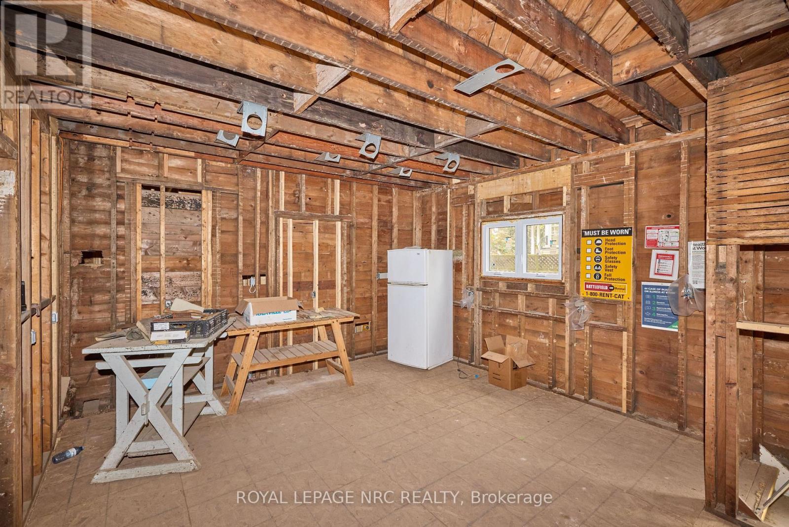 5427 River Road, Niagara Falls (Downtown), ON - Indoor Photo Showing Basement