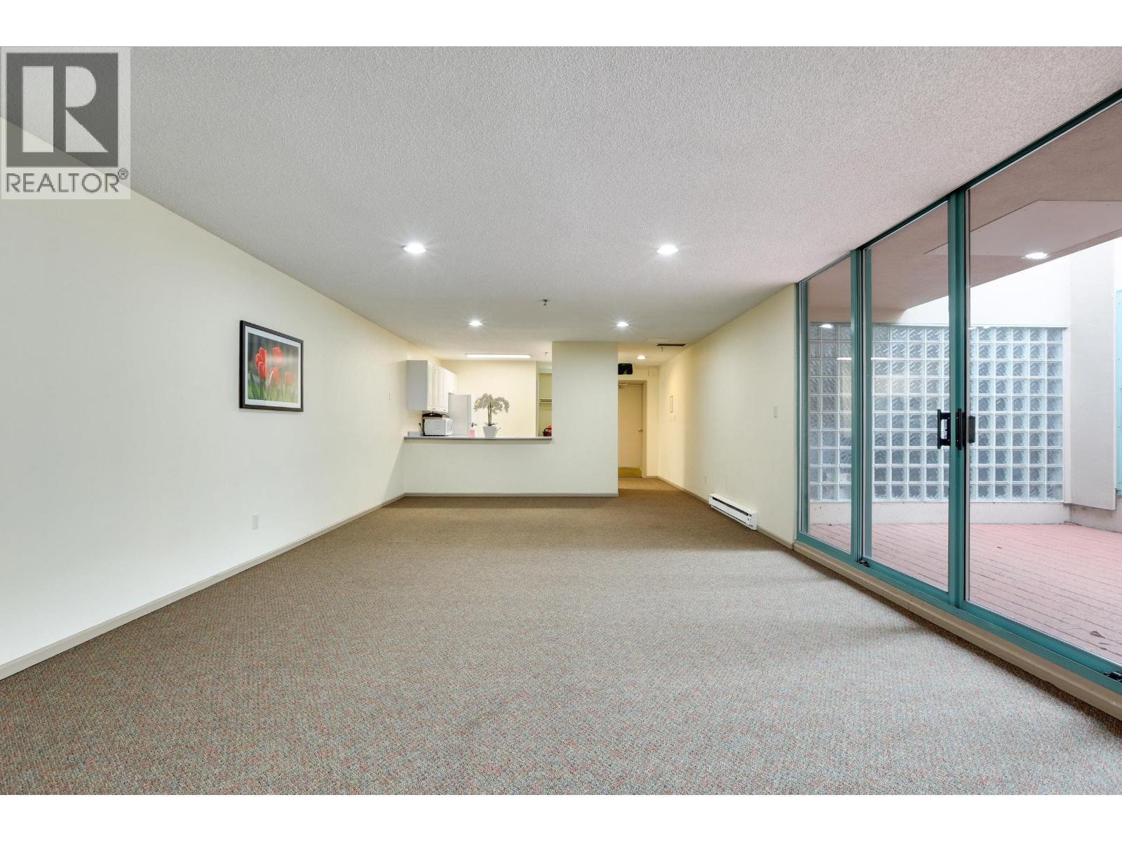 605 728 Princess Street, New Westminster, BC - Indoor Photo Showing Other Room