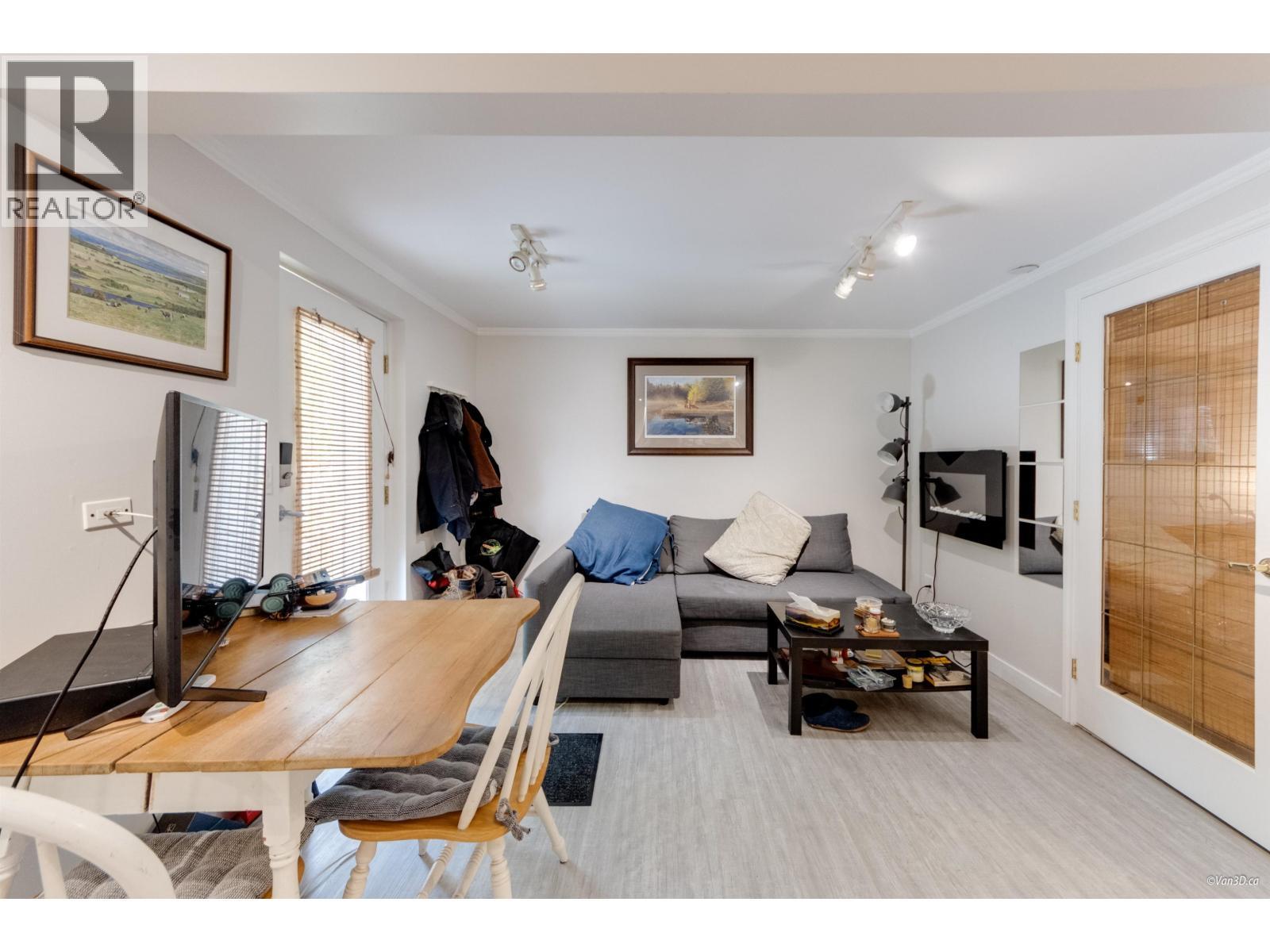 1115 Lenora Road, Bowen Island, BC - Indoor