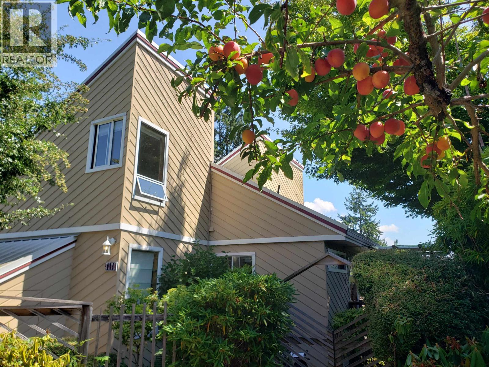 1115 Lenora Road, Bowen Island, BC - Outdoor