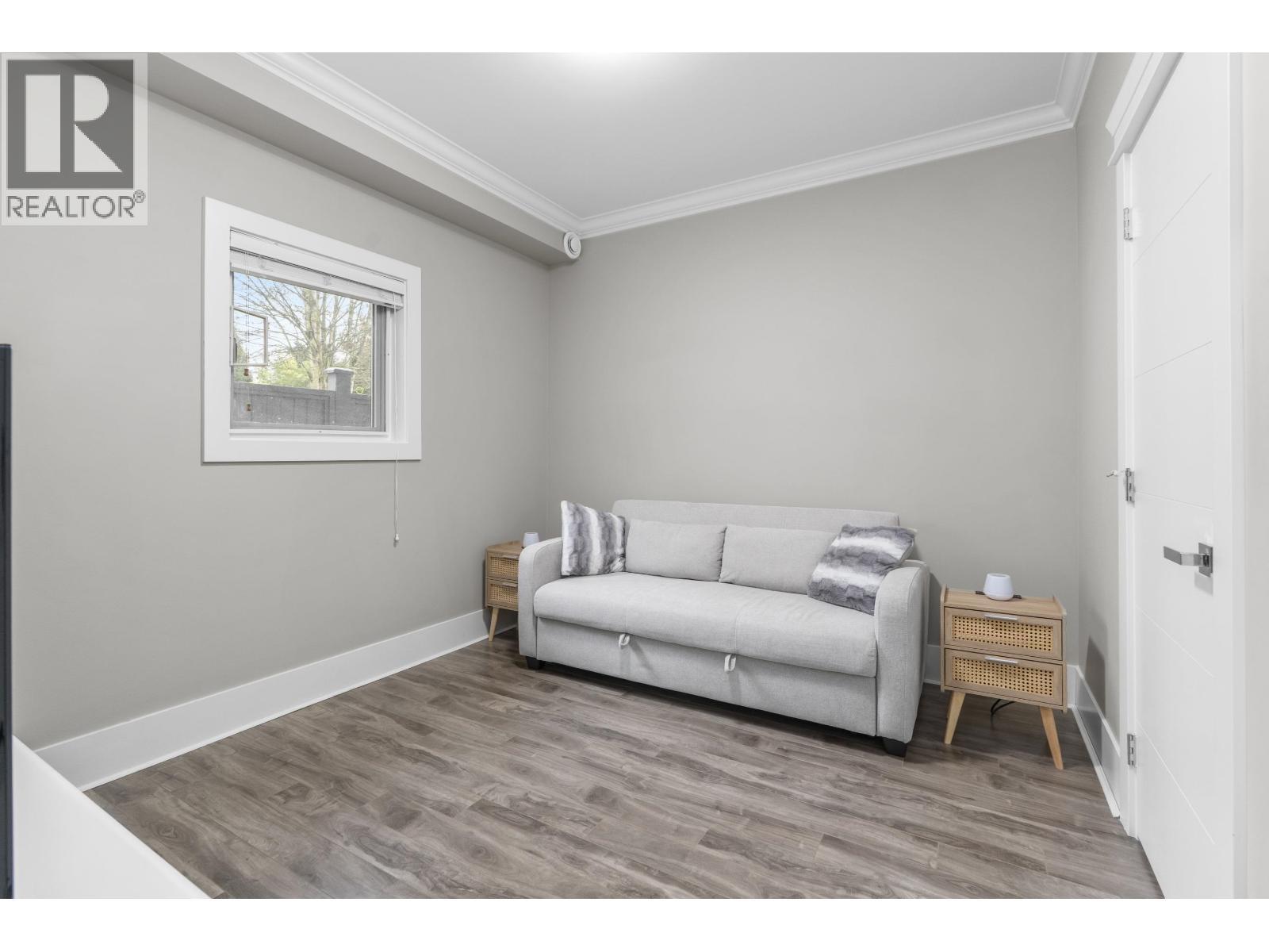 8780 Rosemary Avenue, Richmond, BC - Indoor