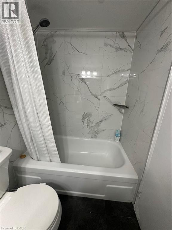 1515 Lakeshore Road E Unit# 1805, Mississauga, ON - Indoor Photo Showing Bathroom