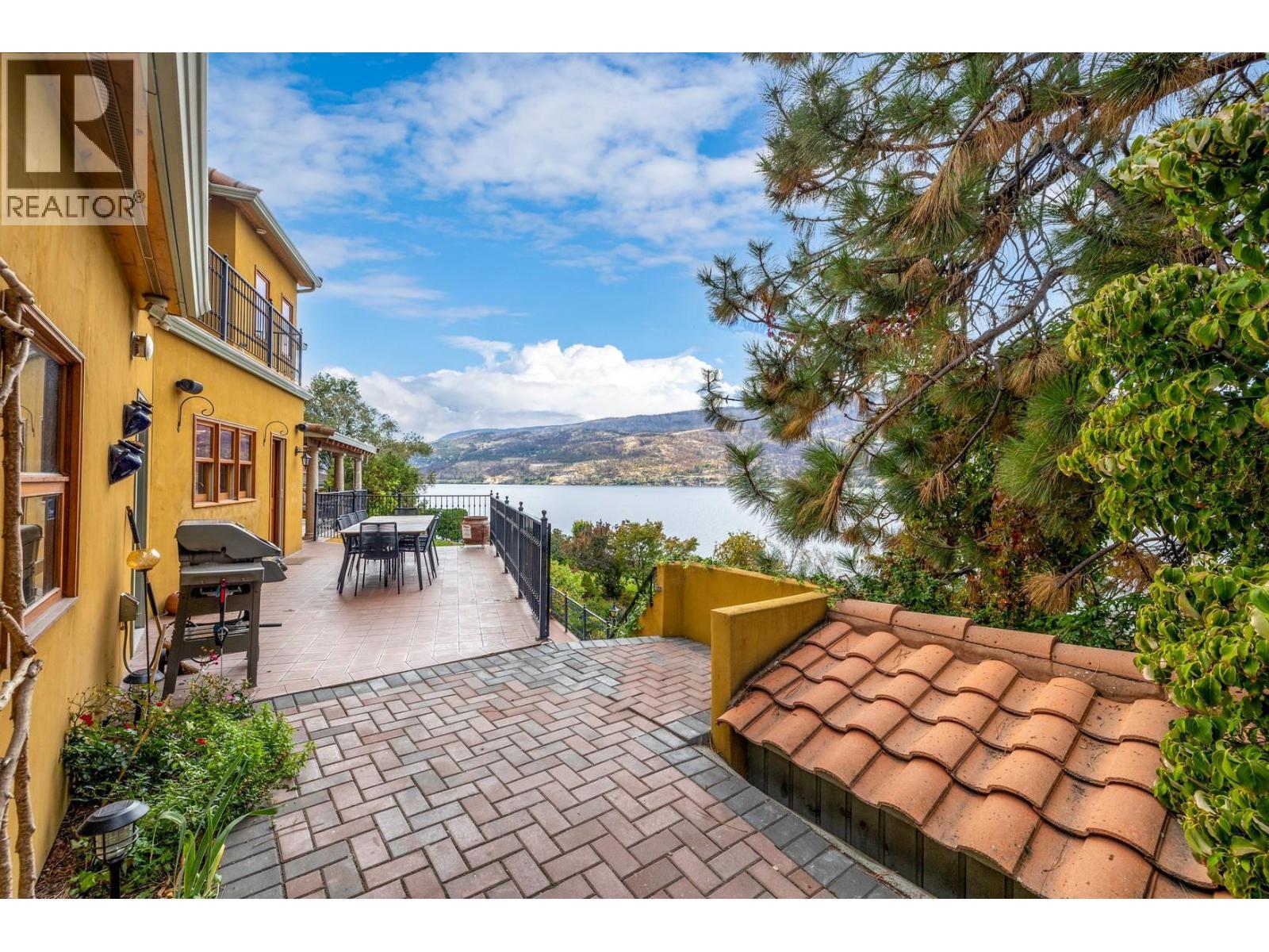 414 Herbert Heights Road, Kelowna, BC - Outdoor With Body Of Water With Deck Patio Veranda