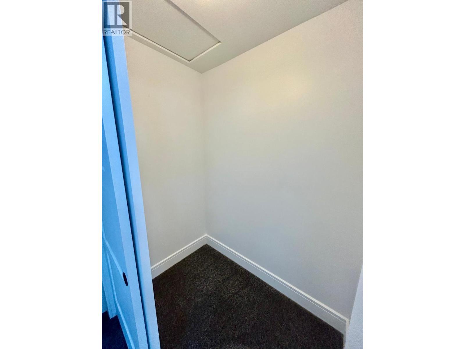 1365 Burfield Drive, Sun Peaks, BC - Indoor Photo Showing Other Room