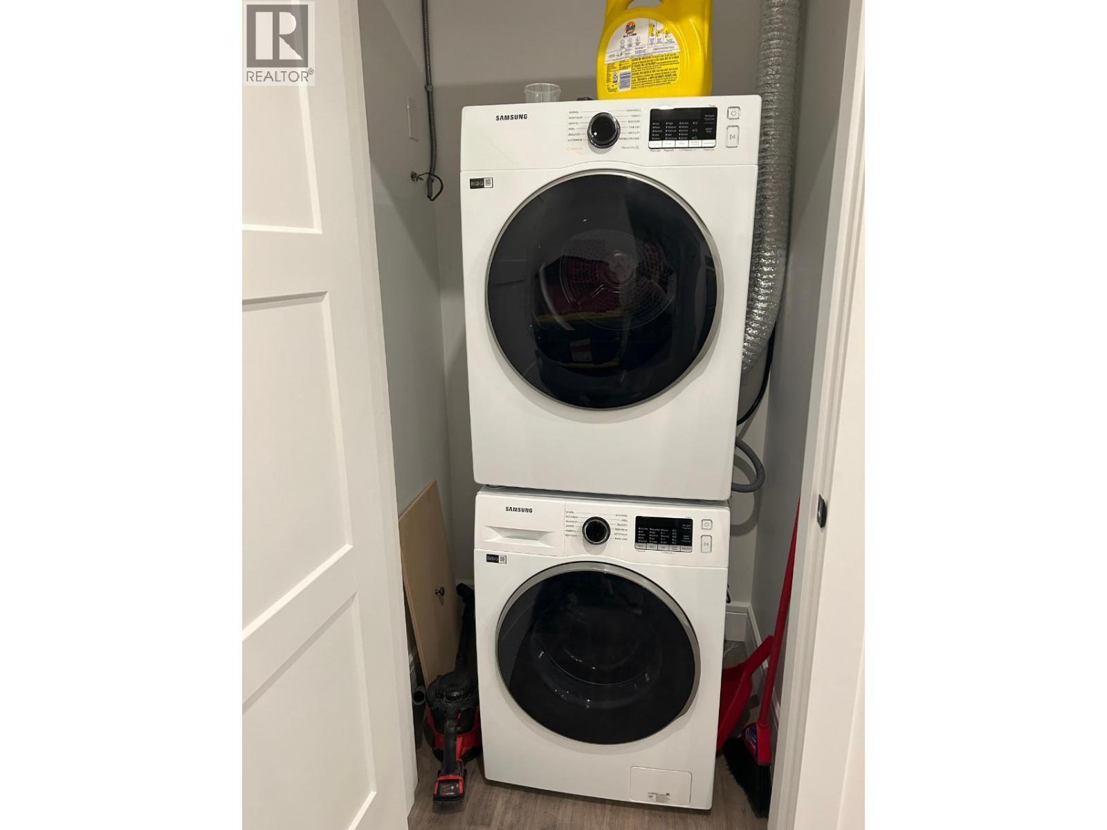 1365 Burfield Drive, Sun Peaks, BC - Indoor Photo Showing Laundry Room