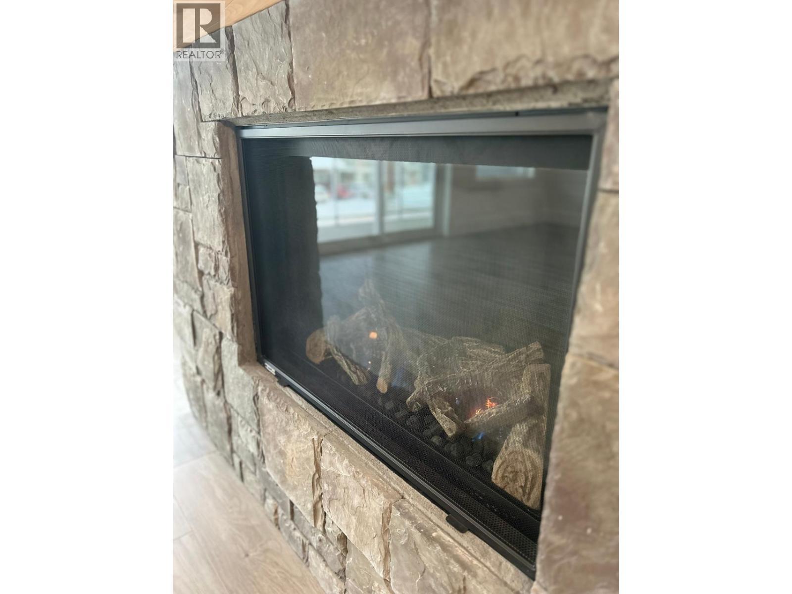 1365 Burfield Drive, Sun Peaks, BC - Indoor Photo Showing Other Room