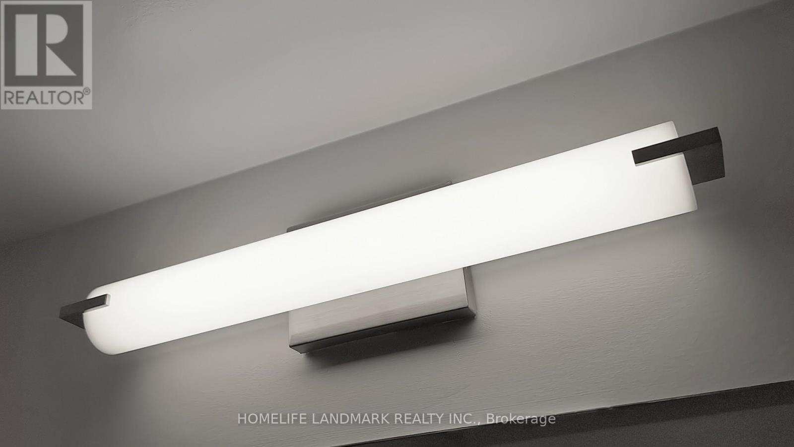 1520 - 1 Quarrington Lane, Toronto, ON - Photo Showing Other Room