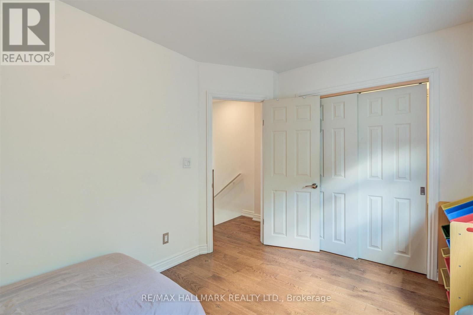 301 Silver Birch Avenue, Toronto, ON - Indoor Photo Showing Bedroom
