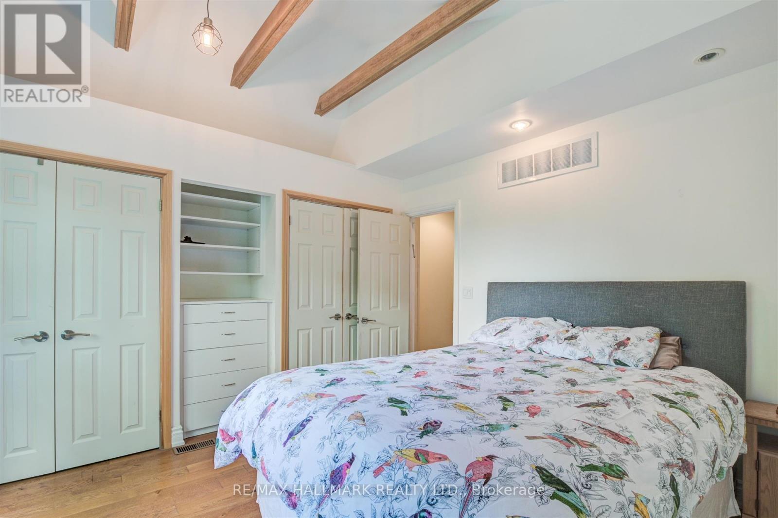 301 Silver Birch Avenue, Toronto, ON - Indoor Photo Showing Bedroom