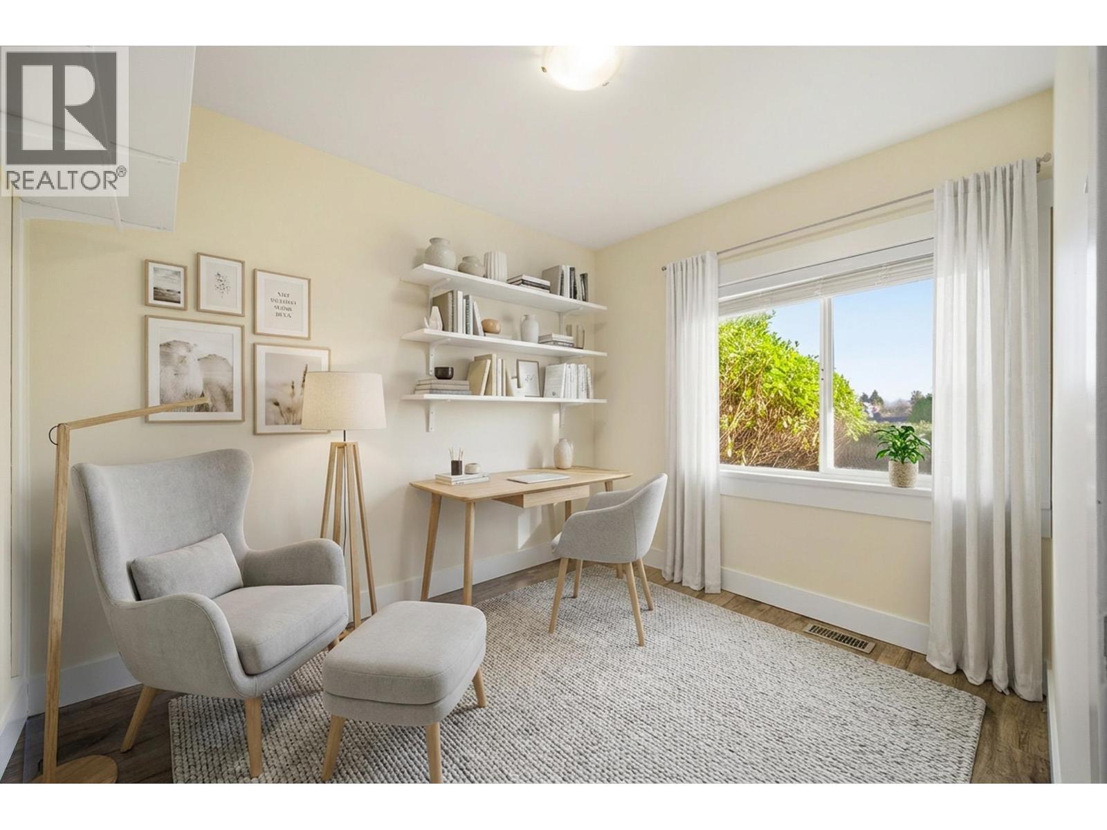 4533 Knight Street, Vancouver, BC - Indoor