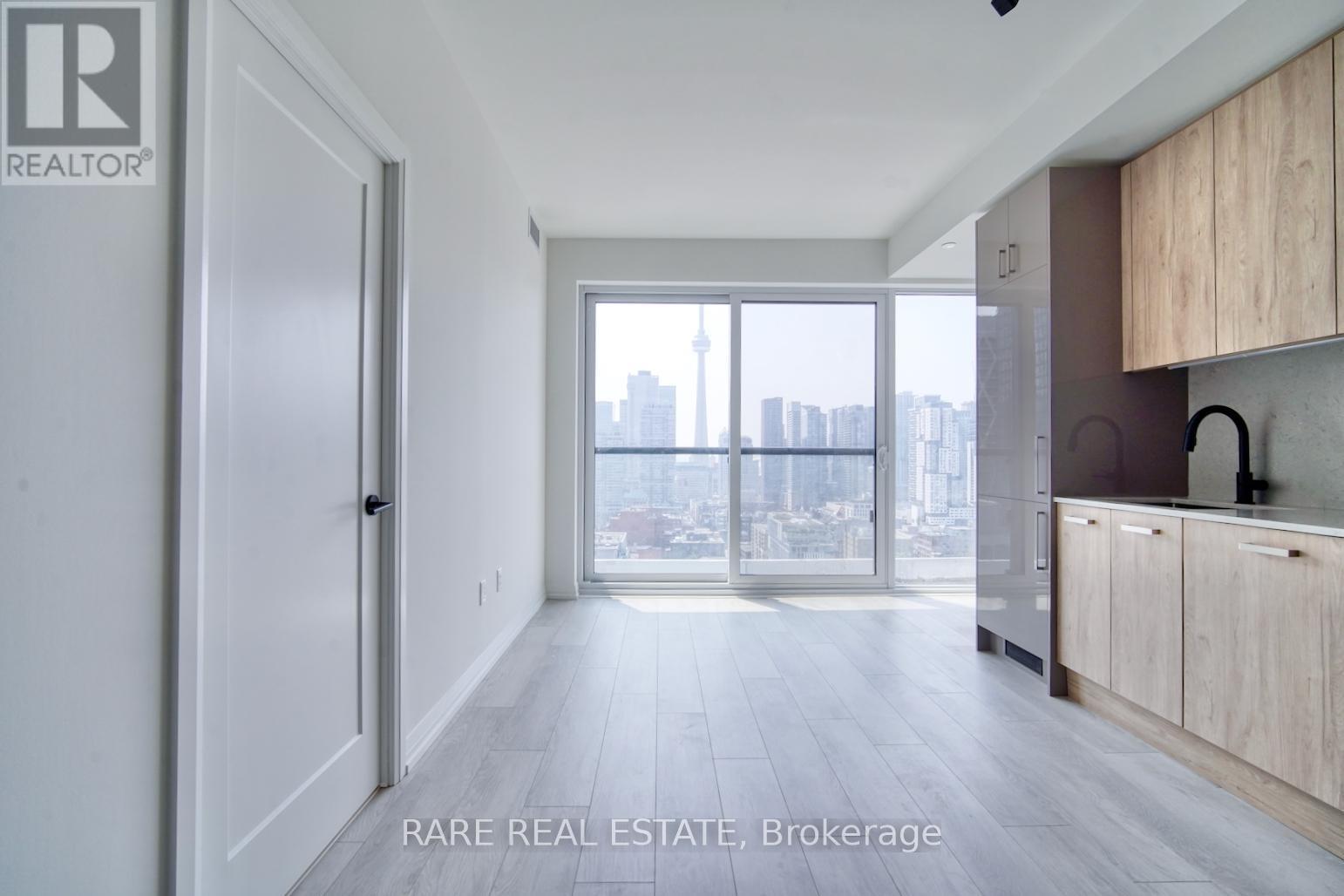 2409 - 280 Dundas Street W, Toronto, ON - Indoor