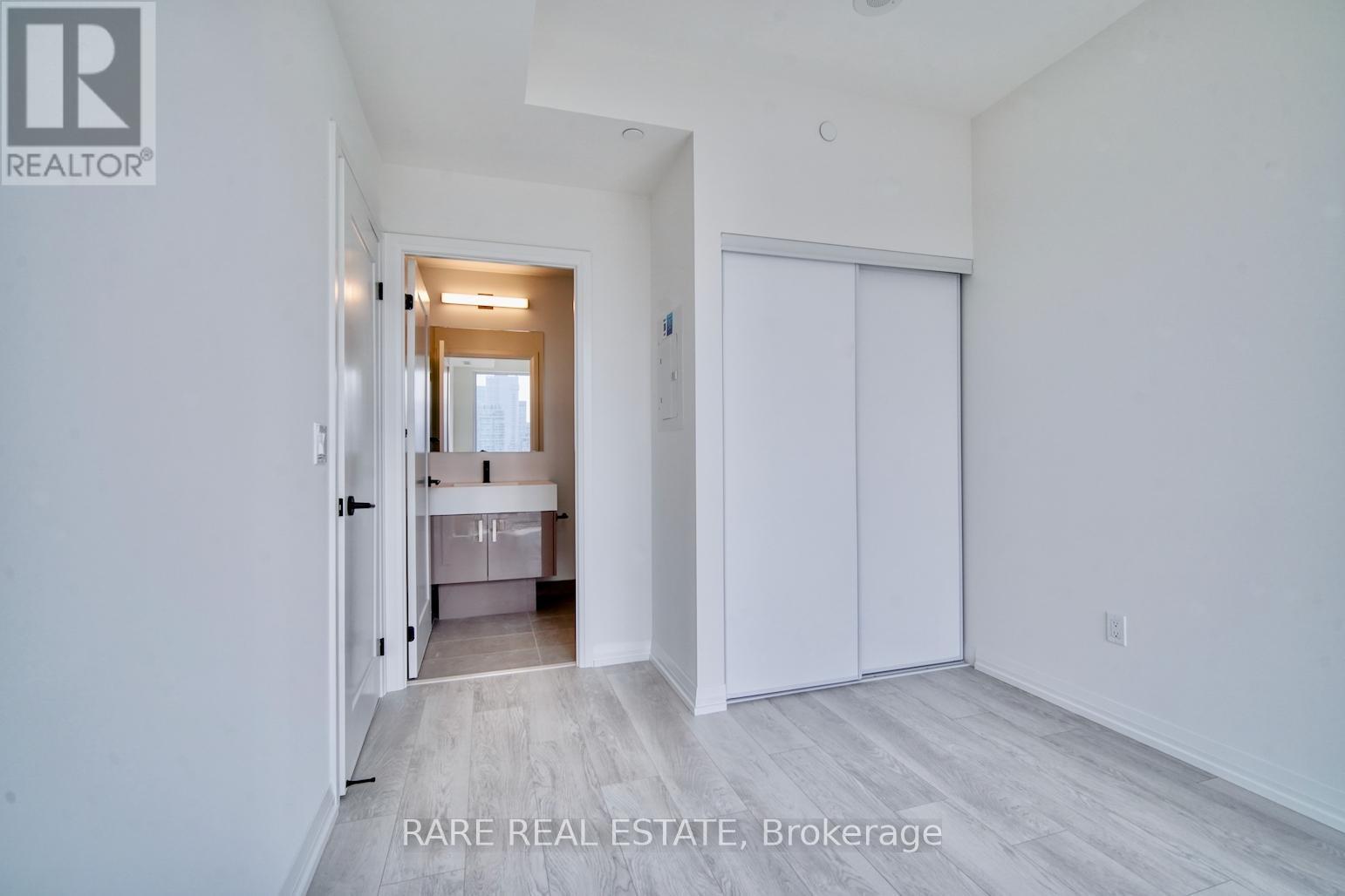 2409 - 280 Dundas Street W, Toronto, ON - Indoor Photo Showing Other Room