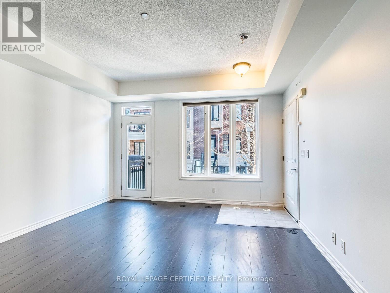 104 - 30 Carnation Avenue, Toronto, ON - Indoor Photo Showing Other Room