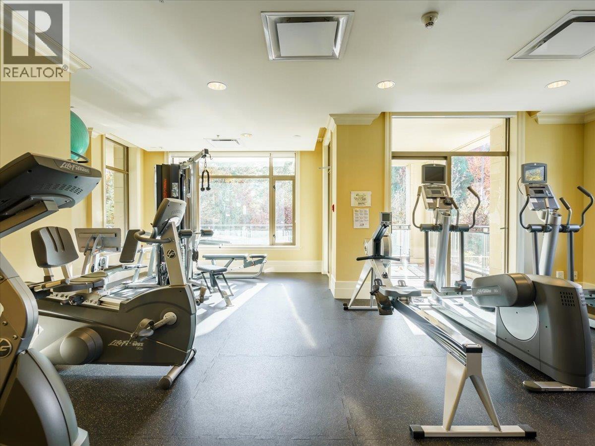 401 508 Waters Edge Crescent, West Vancouver, BC - Indoor Photo Showing Gym Room