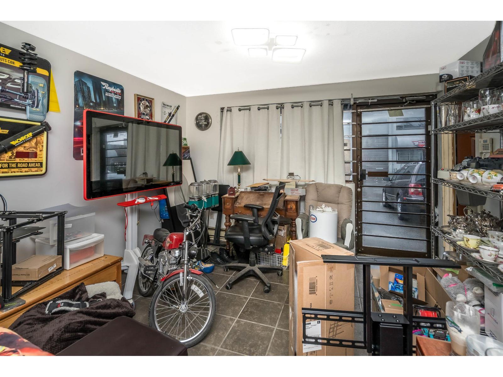 12 5327 192 Street, Surrey, BC